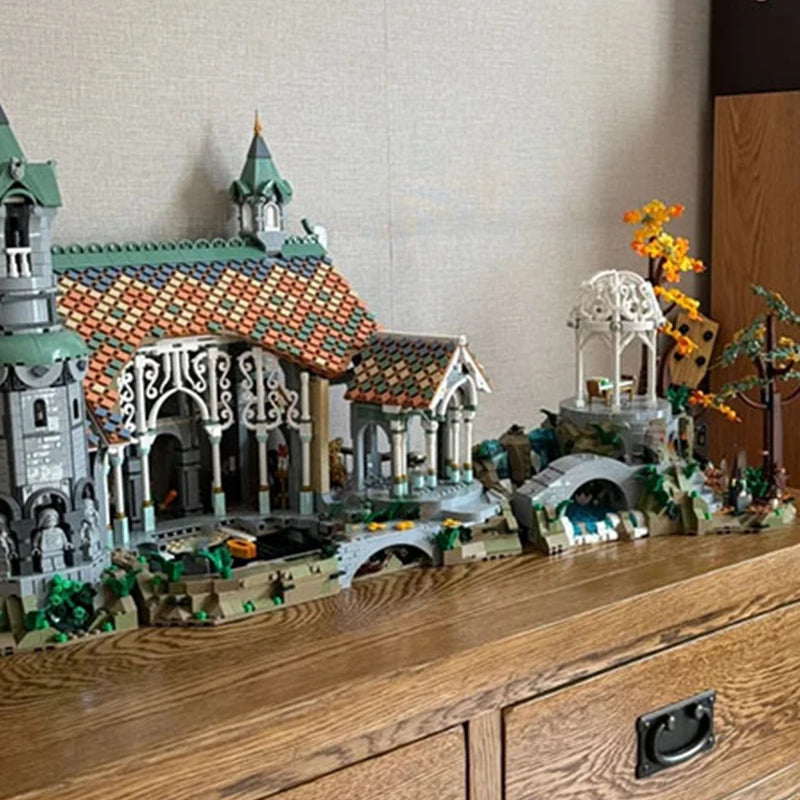 6167PCS Valley Castle Building Blocks – MOC Street Series Model Set