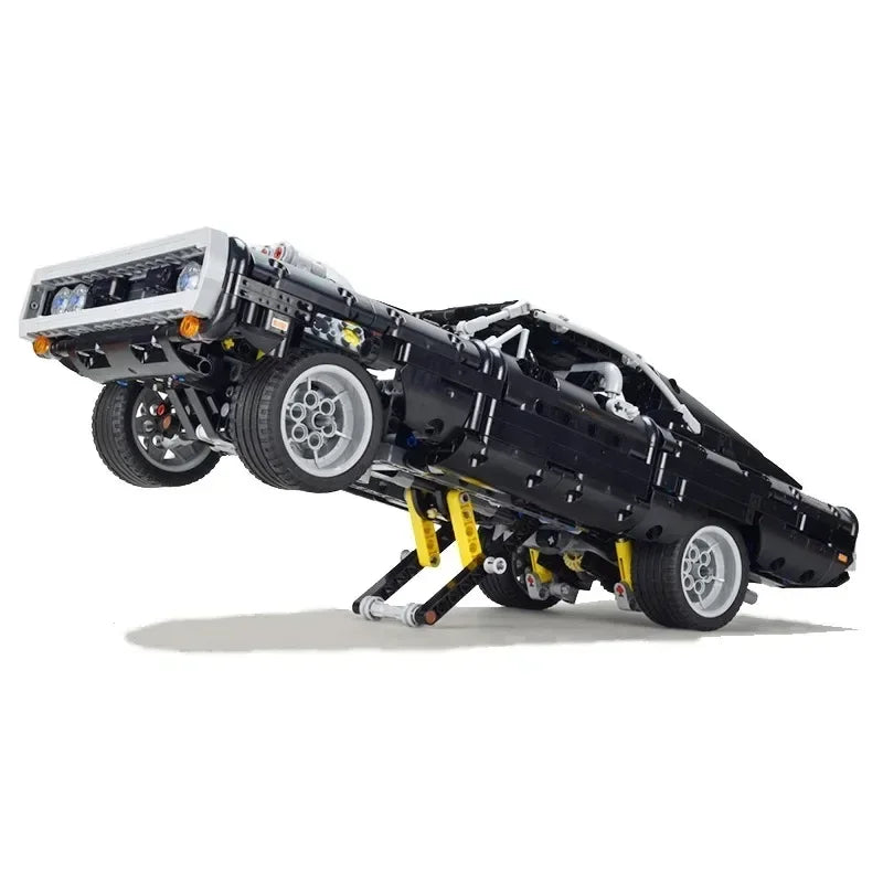 1077pcs Technical Racing Car Model – Collector’s DIY Build Set