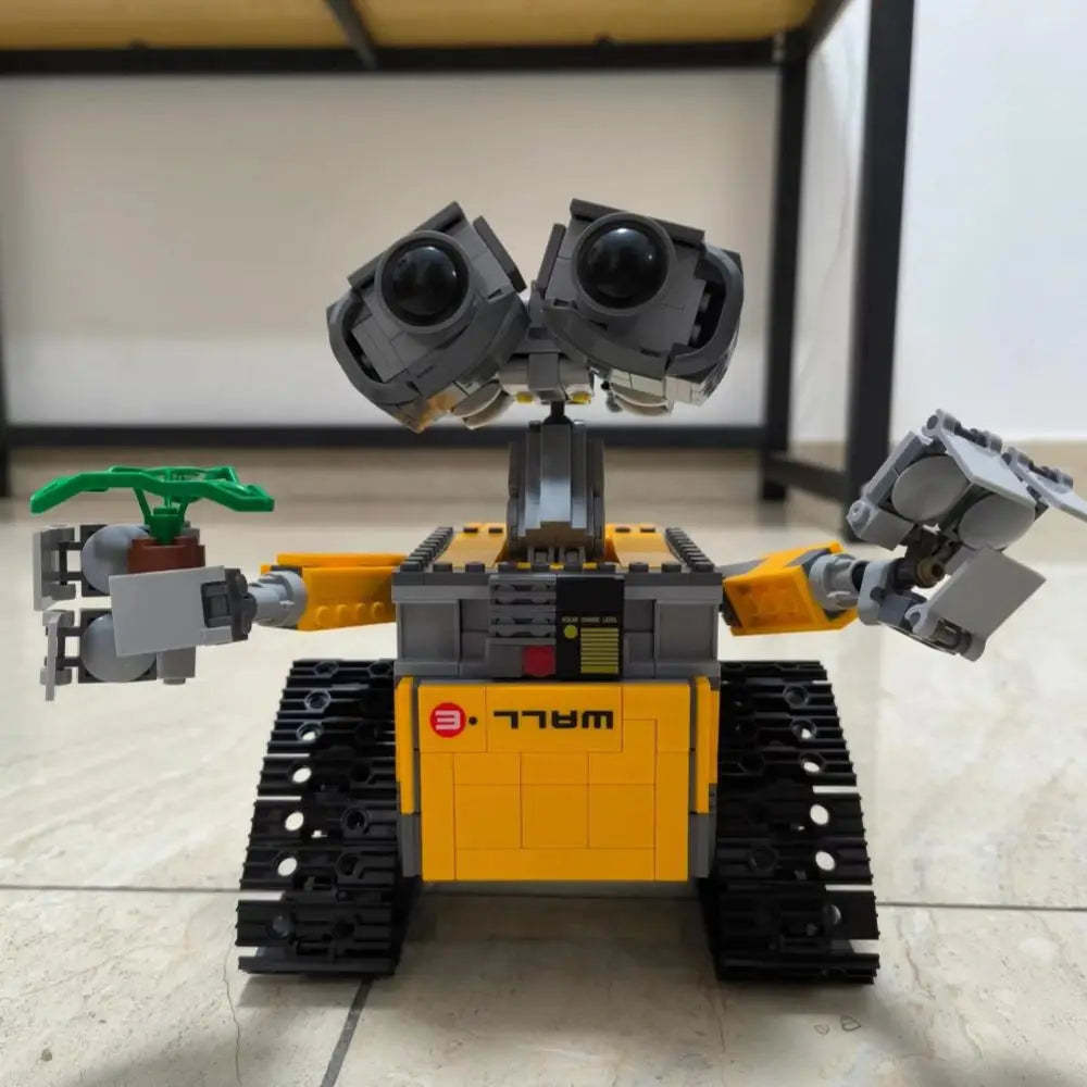 687pcs Wall-Inspired Robot Building Set – DIY Movie Model