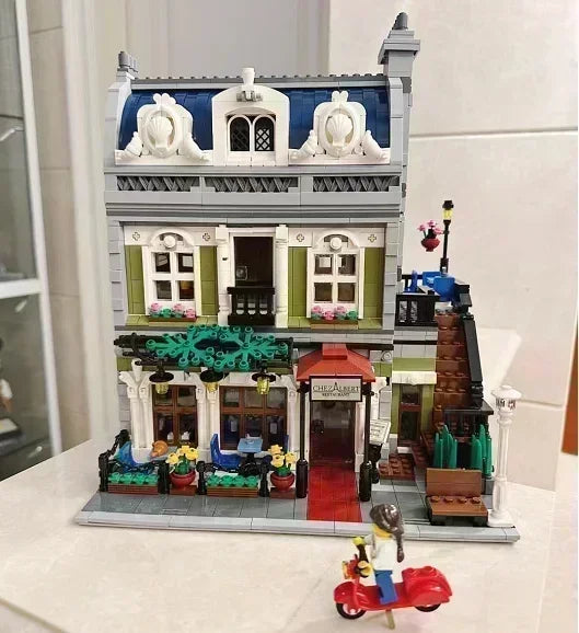 Modular Building Block Set – Book Shop, Pet Store & Town Series MOC
