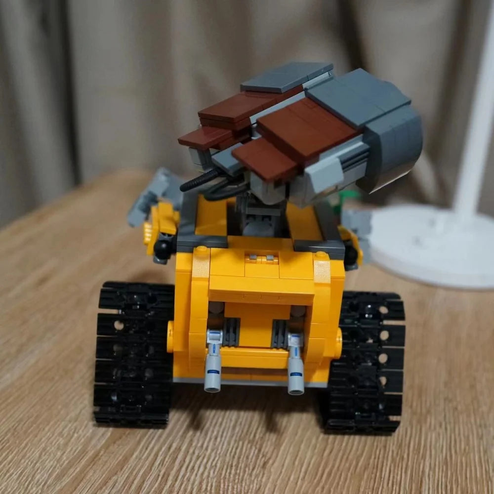 687pcs Wall-Inspired Robot Building Set – DIY Movie Model